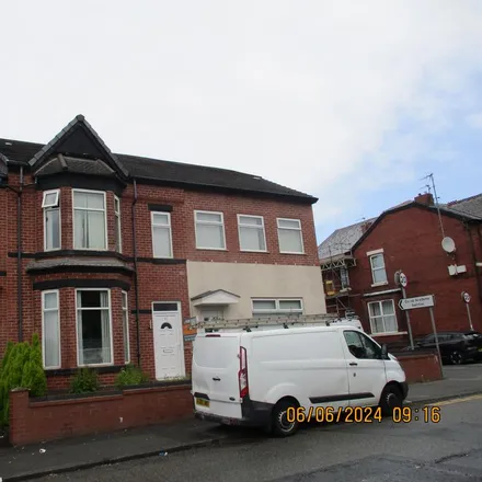 Rent this 1 bed room on Station Road in Pendlebury, M27 6BY