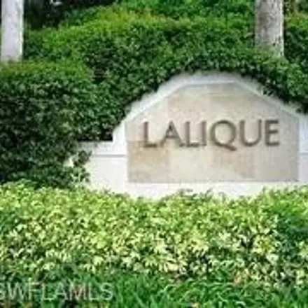 Buy this 3 bed condo on Lauque Circle in Collier County, FL 34119