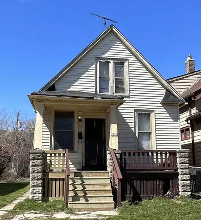 Buy this 2 bed house on 3513 North 25th Street in Milwaukee, WI 53206