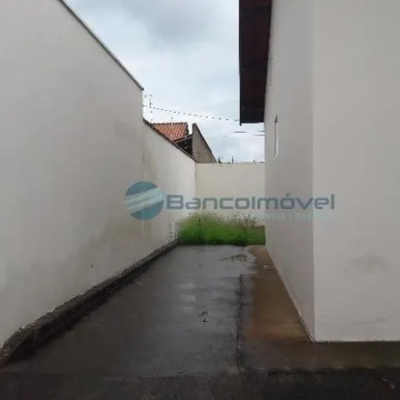 Buy this 2 bed house on Rua Vicente Martins Campos in Paulínia - SP, 13142-174