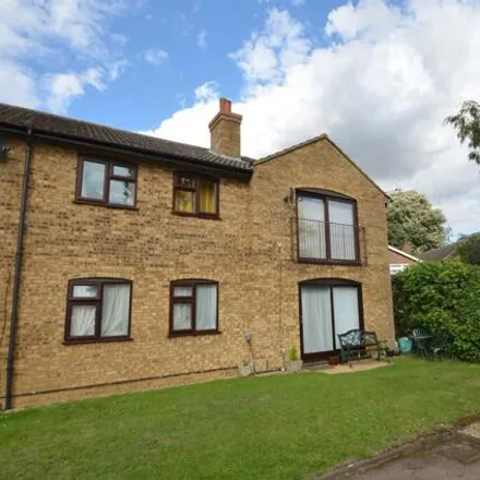 Buy this 2 bed apartment on Victoria Road in Shefford, SG17 5AL