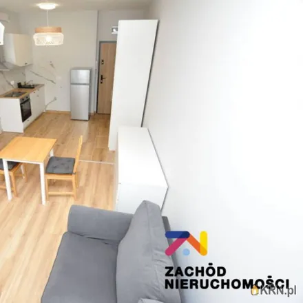 Image 3 - Krzywe Okna Apartamenty, Aleja Konstytucji 3 Maja 2, 65-454 Zielona Góra, Poland - Apartment for rent