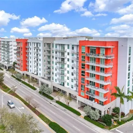 Buy this 1 bed condo on Northwest 107th Avenue & Northwest 75th Lane in Northwest 107th Avenue, Doral