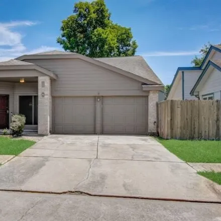 Rent this 2 bed house on 1439 Hunters Park Dr in Missouri City, Texas