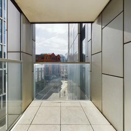 Image 7 - Atlas Building, 145 City Road, London, EC1V 2NX, United Kingdom - Apartment for rent