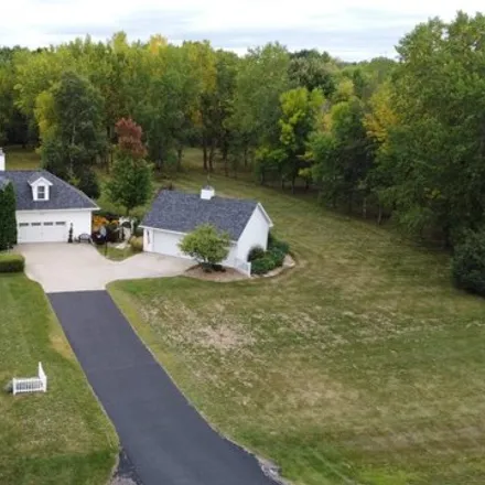 Buy this 5 bed house on Rickey Lane in Greenville, Outagamie County