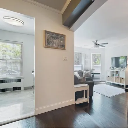 Image 7 - 515 East 89th Street, New York, NY 10128, USA - Apartment for sale