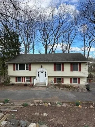 Rent this 4 bed house on 50 Thornton Drive in North Haledon, Passaic County
