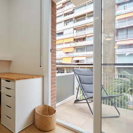 Image 3 - Gran Via de Carles III, 50, 08028 Barcelona, Spain - Apartment for rent