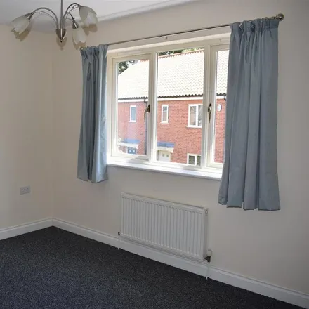 Image 5 - Waxwing Way, North East Lincolnshire, DN37 9HS, United Kingdom - Townhouse for rent