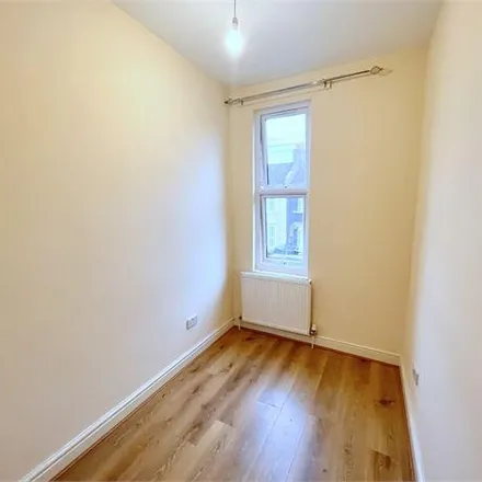 Image 3 - Engleheart Road, London, SE6 2HR, United Kingdom - Apartment for rent
