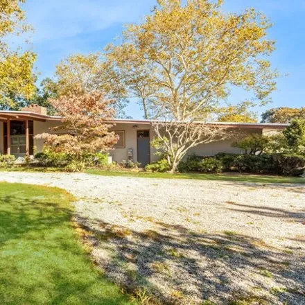Rent this 4 bed house on 189 Old Harbor Road in New Suffolk, Southold