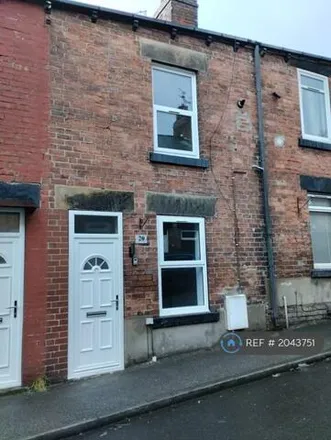 Rent this 2 bed townhouse on Pindar Oakes Cottages in Barnsley, S70 3QZ