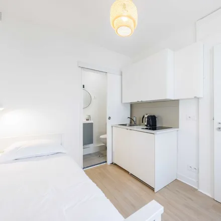Image 2 - 5 Rue de Louvois, 75002 Paris, France - Apartment for rent