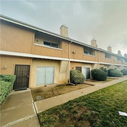 Buy this 3 bed condo on 16444 Green Tree Boulevard in Victorville, CA 92395