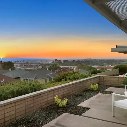 Rent this 3 bed house on 2607 Harbor View Drive in Newport Beach, CA 92625