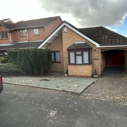 Rent this 2 bed house on Brades Close in Cradley, B63 2XZ