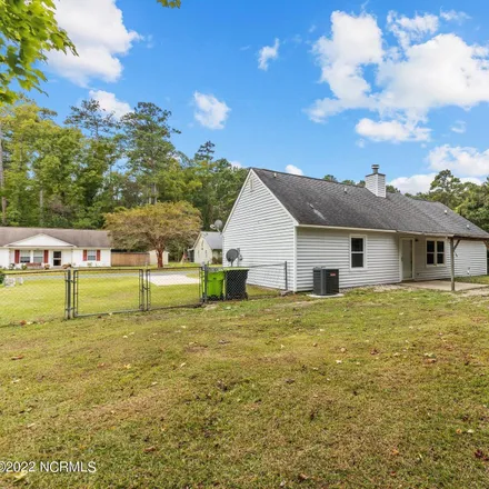 Image 8 - 5708 County Line Road, New Bern, NC 28562, USA - House for sale