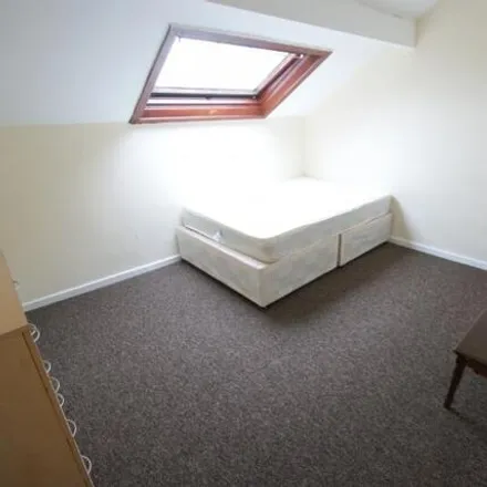 Image 3 - Welton Mount, Leeds, LS6 1BB, United Kingdom - Townhouse for rent