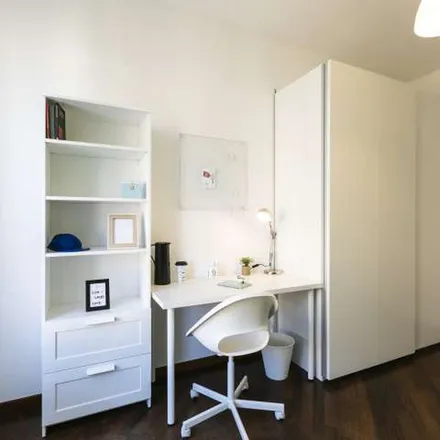 Rent this 4 bed apartment on Via Ugo Bassi in 22, 20159 Milan MI