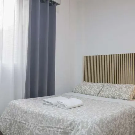 Rent this 1 bed apartment on La marina in Calle de Alberto Aguilera, 28015 Madrid