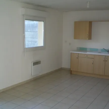 Rent this 4 bed apartment on 3 Rue François Mitterrand in 62232 Vendin-lès-Béthune, France