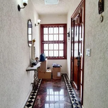 Rent this 3 bed house on Rua Guilherme Grovermann in Rondônia, Novo Hamburgo - RS