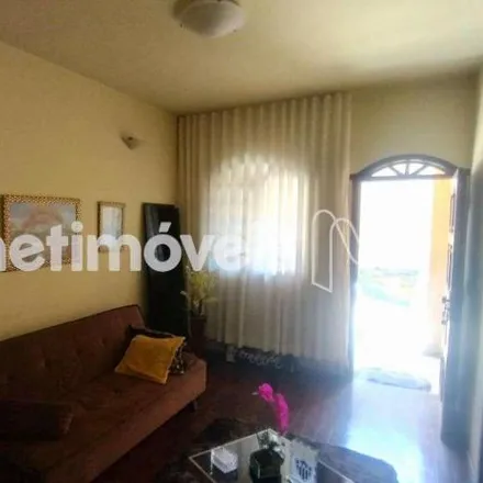 Buy this 3 bed house on Rua Coari in São Geraldo, Belo Horizonte - MG