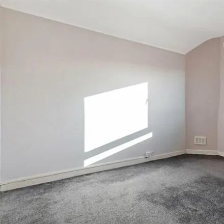 Image 4 - Windsor Crescent, Paisley, PA1 3SQ, United Kingdom - Apartment for sale