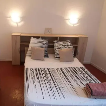 Rent this 2 bed apartment on 04800 Gréoux-les-Bains