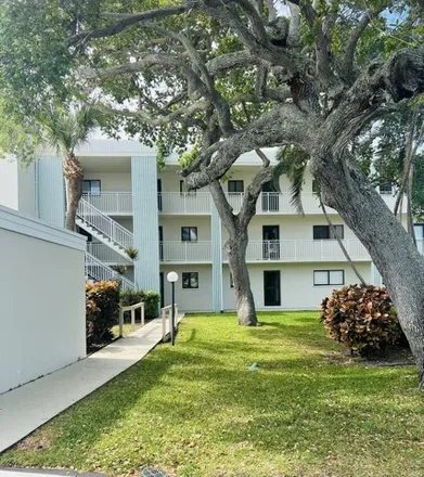 Buy this 2 bed condo on 120 Jamaica Drive in Cocoa Beach, FL 32931
