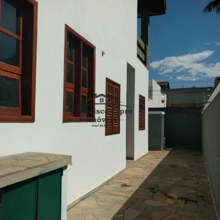 Buy this 4 bed house on Avenida Luís Cappio in Parque do Sol, Guaratinguetá - SP