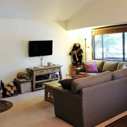 Rent this 2 bed house on Big Bear Lake in CA, 92315