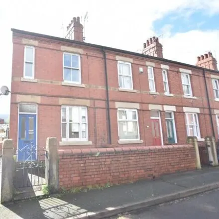 Rent this 2 bed townhouse on Wellington Road in Wrexham, LL13 7PE