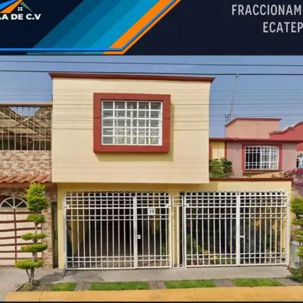 Buy this 3 bed house on Avenida José de San Martín in Fraccionamiento Las Américas, 55070 Ecatepec de Morelos