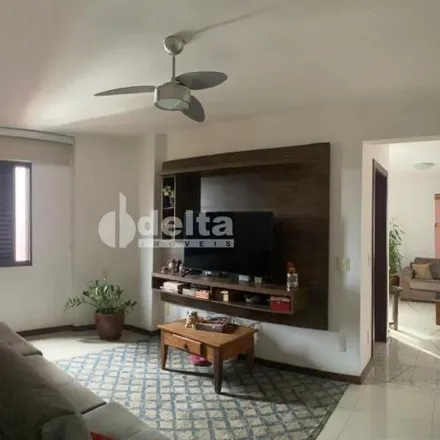 Rent this 4 bed apartment on Rua Armando Lombardi in Saraiva, Uberlândia - MG