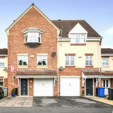 Buy this 3 bed townhouse on Excalibur Way in Tapton, S41 0FD