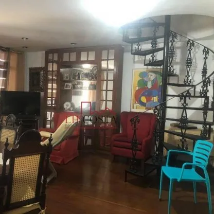 Buy this 5 bed apartment on Restaurante Santa Ceia in Rua Mem de Sá 57, Icaraí