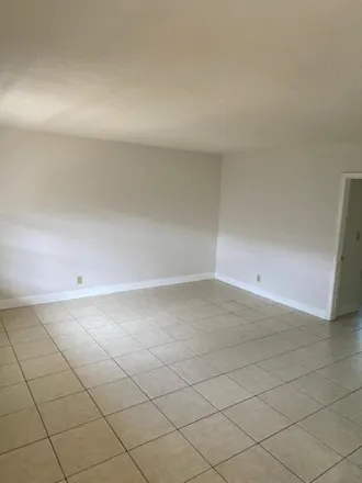 Image 7 - 200 Southwest 8th Street, Fort Lauderdale, FL 33315, USA - Apartment for rent