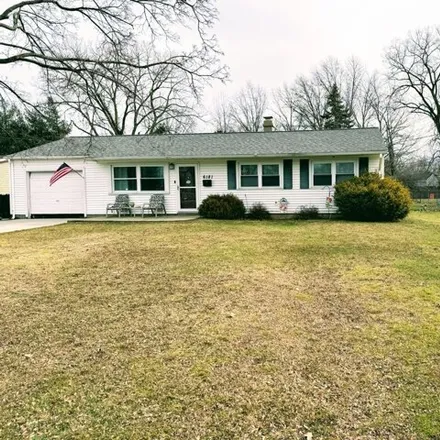 Buy this 3 bed house on 6139 Cambridge Park Drive in Mentor-on-the-Lake, Mentor