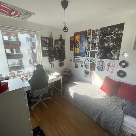 Rent this 4 bed apartment on Björketorpsvägen 7 in 168 53 Stockholm, Sweden