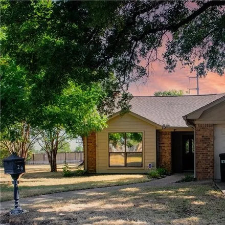 Buy this 3 bed house on 29 Sugar Creek Place in Woodway, TX 76712