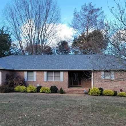 Buy this 3 bed house on 88 Wood Bluff Road in Winchester, TN 37398