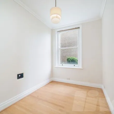 Rent this 5 bed apartment on St James Mansions in West End Lane, London