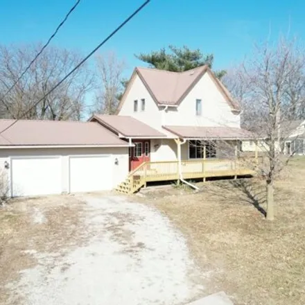 Buy this 3 bed house on 1377 Hewitt Street in Creston, IA 50801