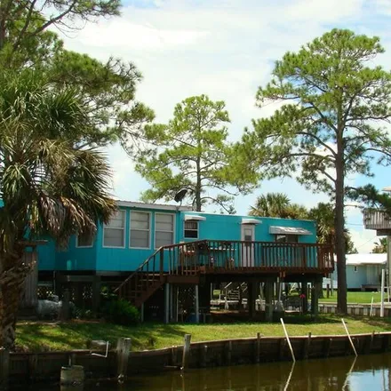 Buy this 2 bed house on 98 7th Avenue West in Horseshoe Beach, Dixie County