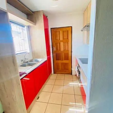 Image 6 - Protea Glen Shopping Centre, Mdlalose Street, Johannesburg Ward 13, Soweto, 1861, South Africa - Apartment for rent