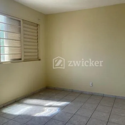 Rent this 2 bed house on Rua Cussy Júnior in Centro, Bauru - SP