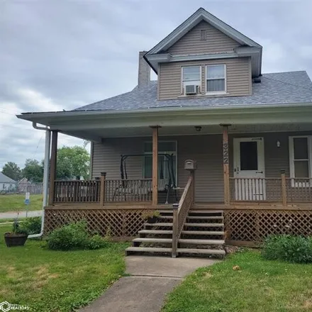 Buy this 4 bed house on 322 North Fellows Avenue in Ottumwa, IA 52501