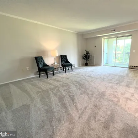 Image 3 - 15401 Bassett Lane, Leisure World, Montgomery County, MD 20906, USA - Condo for sale